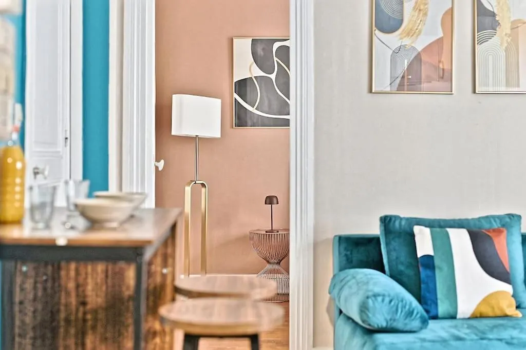 Appartement Colore Paris Rue Niepce 0*,  France
