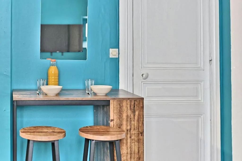 Appartement Colore Paris Rue Niepce Apartment